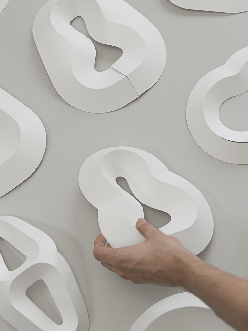 Tracks investigates new dimensions of paper craftsmanship through the lens of robotics.