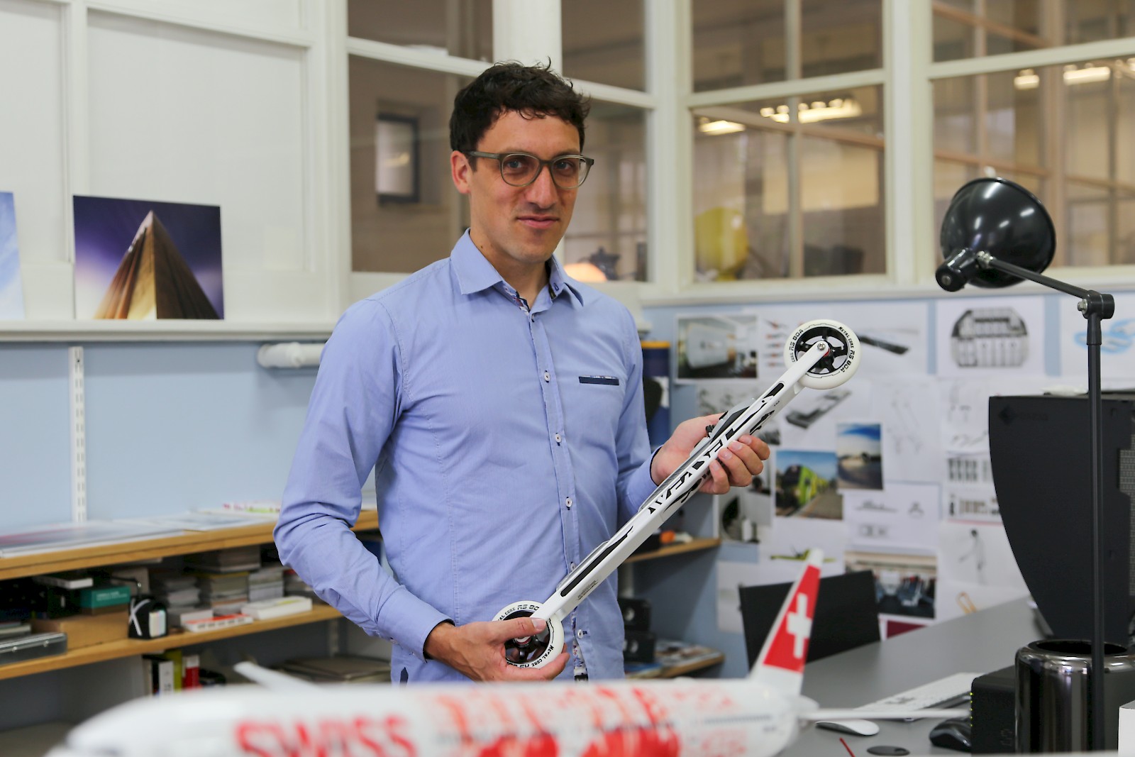 Milan Rohrer im Atelier