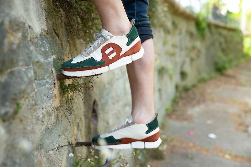 SOLEMATE - Your Sneaker for Life