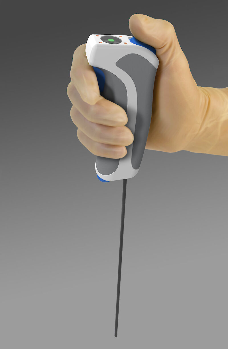 AmnioFix in Chirurgenhand.