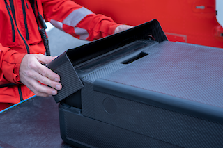 Zwei-Punkt-Sicherheitsverschluss durch Torsionsschnappverbindung