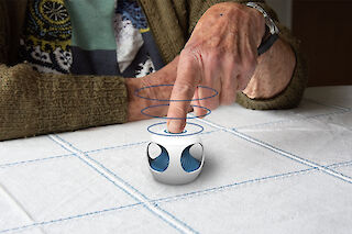 Eine Audiosprachausgabe kommuniziert Handlungsoptionen, falls die betroffene Person auf den Geruch einwirken möchte.