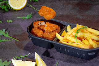 Angerichtete Nuggets und Pommes Frites im «NAAV»