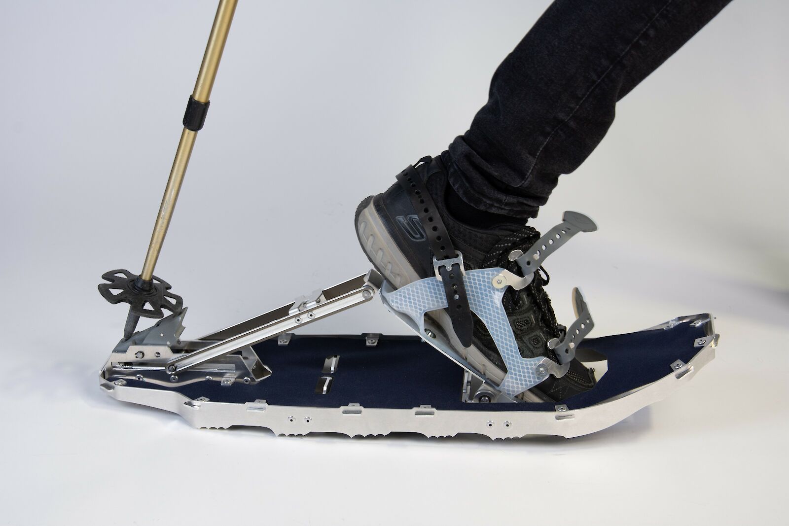 Schneeschuh "HeelTech" von Stefanie Keller (ZHDK), Tim Hochuli (ZHDK), Olivier Nüssli (ETHZ) und Stefan Rauch (ZHDK)